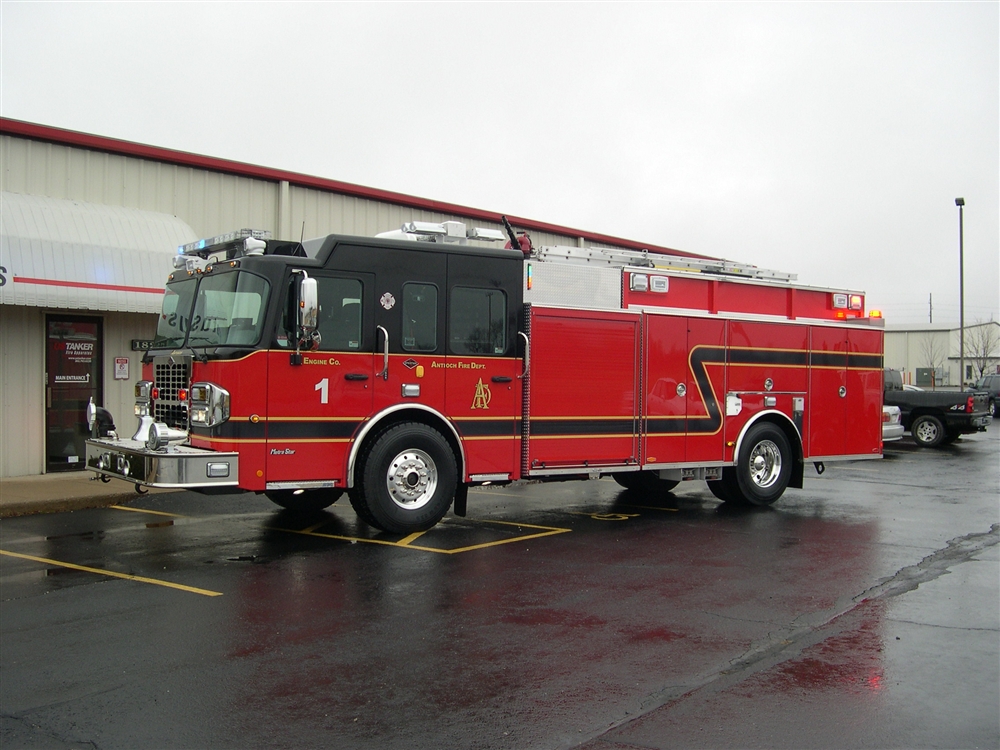 Antioch Fire Department Spartan US Tanker engine