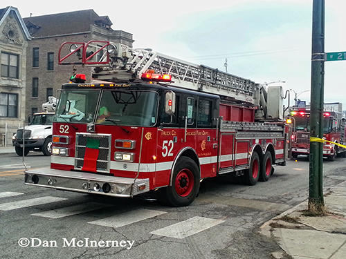 Chicago Fire Department truck 52