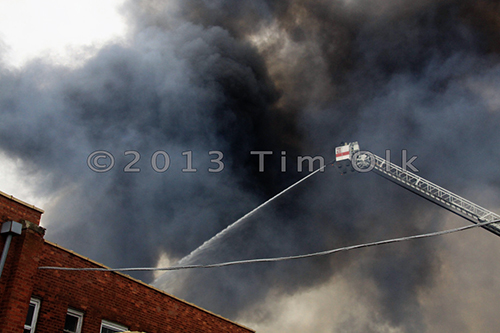 large fire in Libertyville at the Jamaican Gardens nursery