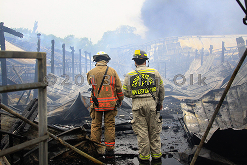 large fire in Libertyville at the Jamaican Gardens nursery