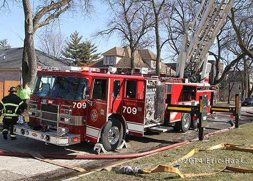 Pierce aerial ladder at fire scene