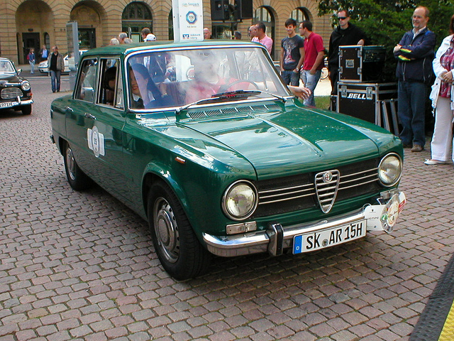 Alfa Romeo Giulia 1300 Super