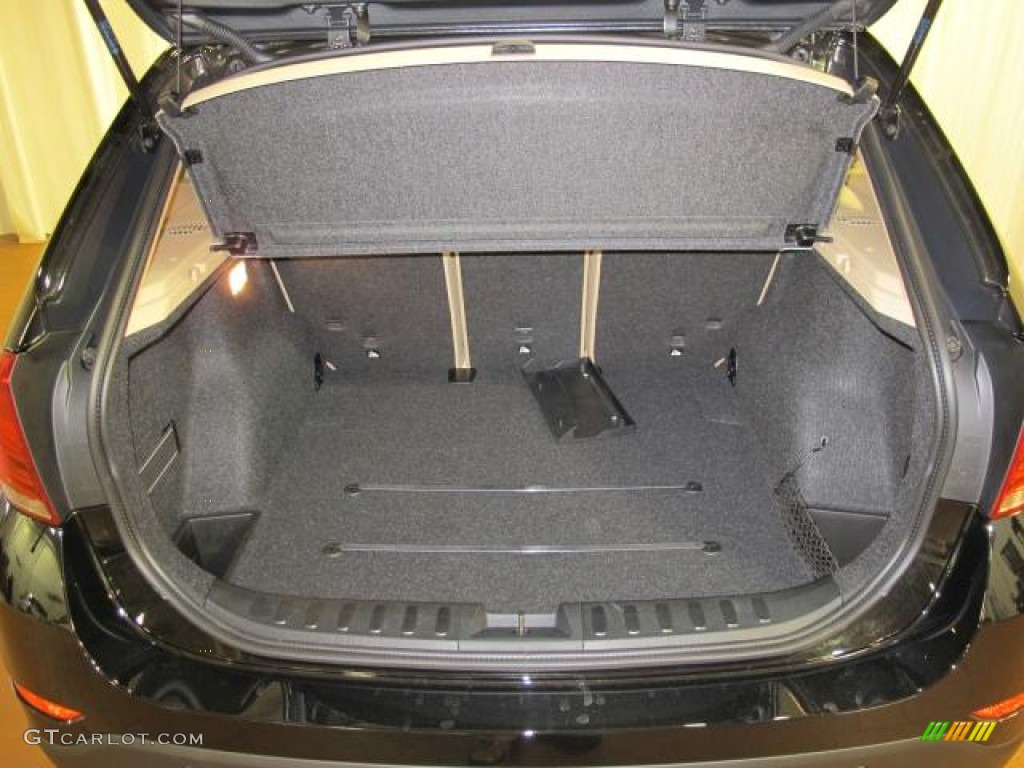 2013 BMW X1 xDrive 35i Trunk Photo #73319859