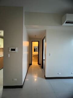 Rent to Own 1 Bedroom Condo For Sale in Florence McKinley Hill near Venice Mall