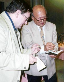 Ric Caddel, accepting Japanese seal