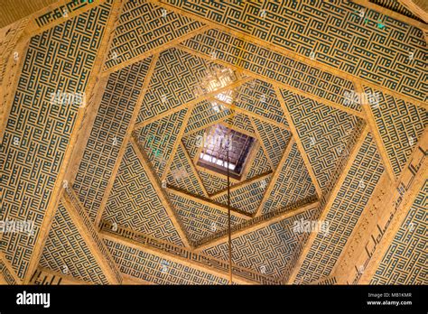 al-Ghadir mosque, Tehran, Iran Stock Photo - Alamy