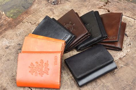 Mens Personalized Leather Trifold Wallets | semashow.com