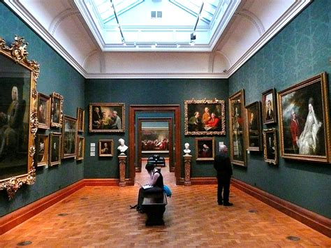 File:2008 inside the National Portrait Gallery, London.jpg - Wikimedia Commons