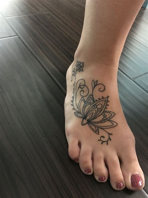 Flower Tattoos For Feet