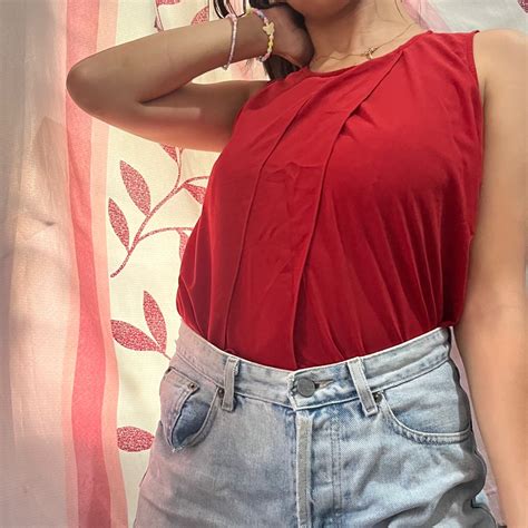 RED PETITE TOP, Women's Fashion, Tops, Blouses on Carousell