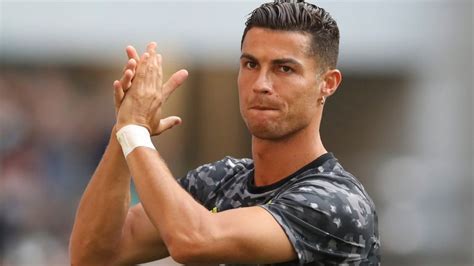 The Iconic Cr7 Haircut: Unveiling Cristiano Ronaldo's Signature Style - ARNews Journal