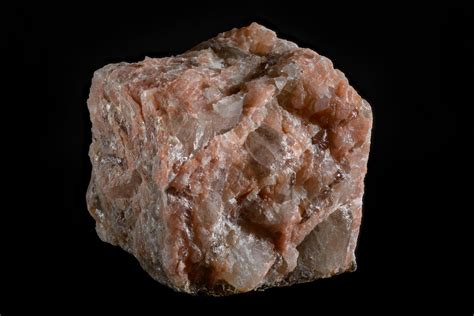 Pegmatite How to identify it? - Rock Identify