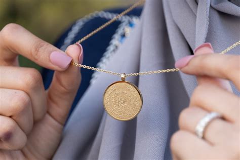 Ayatul Kursi Pendant | Womens Islamic Jewelry – IslamiCity Bazar