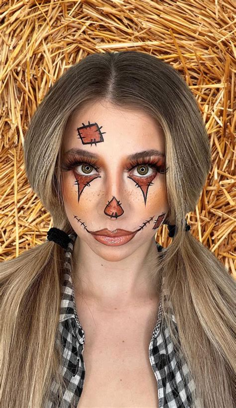 Creative Halloween Makeup Looks : Cute Scarecrow