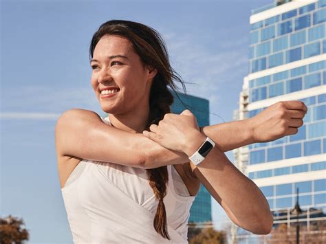 The Fitbit Charge 5 Is a Surprisingly Major Upgrade—And You Can Preorder One Now | SELF