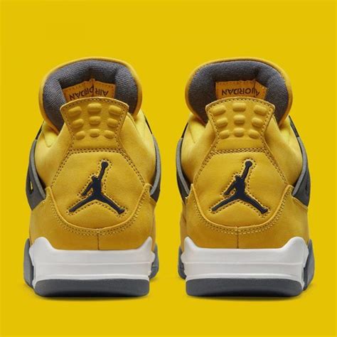 Air Jordan 4 "Lightning" Yellow Suede