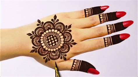 Simple Mehndi Design Images: 20 Stunning Ideas for Your Next Occasion!