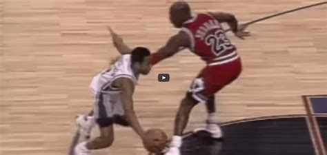 Michael Jordan Needled Allen Iverson Over Legendary Crossover