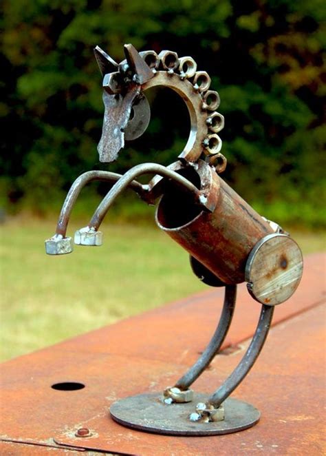 40 Utterly Beautiful Rusted Metal Art Works - Bored Art | Metal art ...