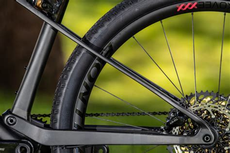 Trek Supercaliber frame upends XC suspension with IsoStrut - mtbapp