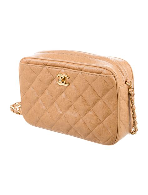 Classic Chanel Handbag Beige | semashow.com