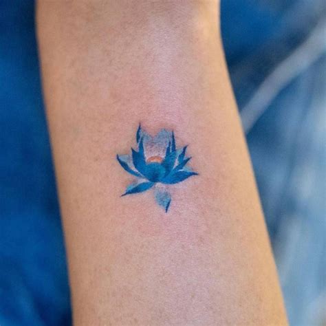 Aggregate more than 71 egyptian blue lotus tattoo best - in.cdgdbentre