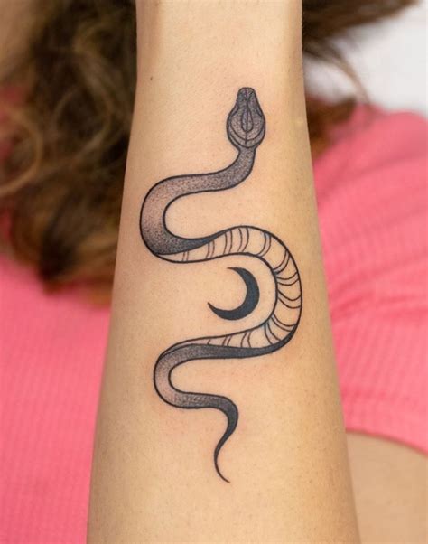 Top 77+ snake tattoo forearm - thtantai2