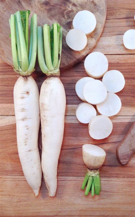 Daikon Radish - Healthier Steps