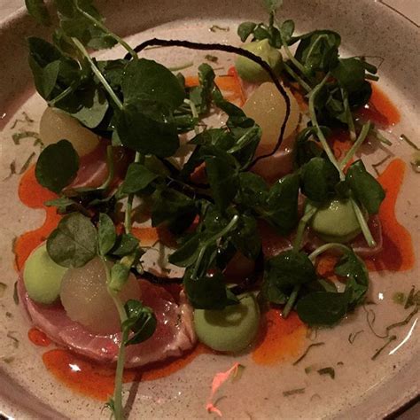 @lauzers on Instagram: “Hamachi tataki. Curried lime vinaigrette, avocado, green apple, crunchy ...