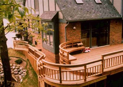 Best Curved Deck Railing | Railing Design