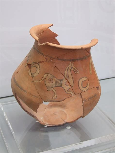 Thread of Iberian Celtic pottery in the La Tène style and its ...