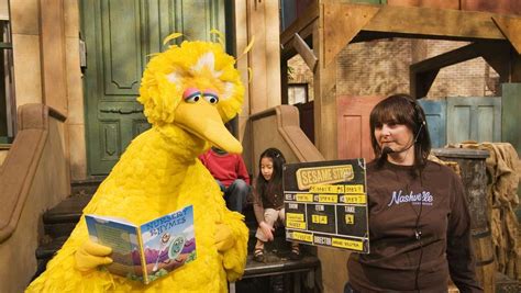 Puppeteer who played Big Bird, iconic characters on 'Sesame Street' retiring