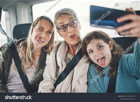 Phone Selfie Family Car Silly Faces Stock Photo 2216871077 | Shutterstock