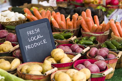 Why you should shop at your local farmer's market | Vibrant Food Vibrant You