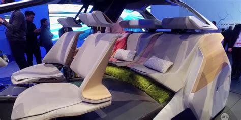 BMW concept car interior puts holographic controls at your fingertips | Ars Technica