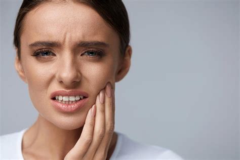 Are Your Wisdom Teeth Causing You Pain?