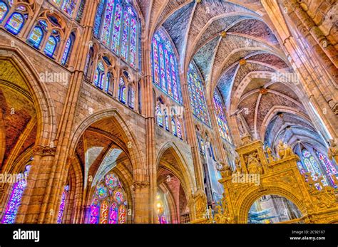 Leon Cathedral interior, Spain Stock Photo - Alamy