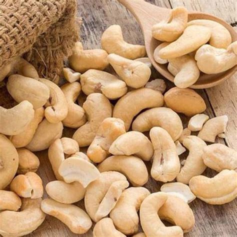 Cashew Kernels - POMPOUS GROUP