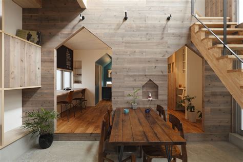 Small Modern House In Kyoto With Wood Interiors | iDesignArch ...