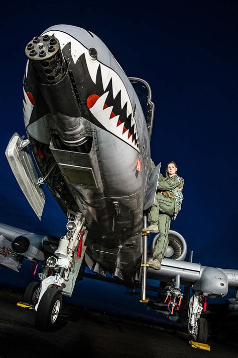 How a Small-Town Girl Ended Up in the Cockpit of an A-10 Warthog - The Drive