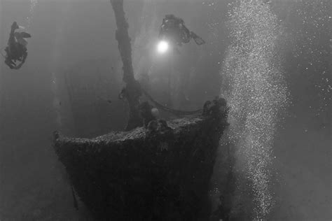 Why Divers Love Wreck Diving | Dive Training Magazine