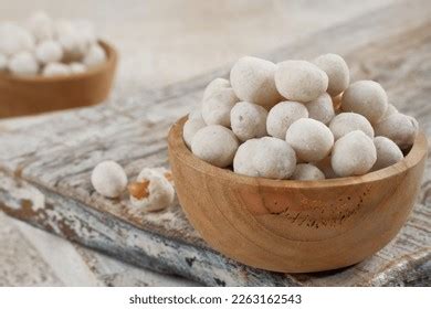 Kacang Atom Indonesian Traditional Peanut Snack Stock Photo 2263162543 | Shutterstock