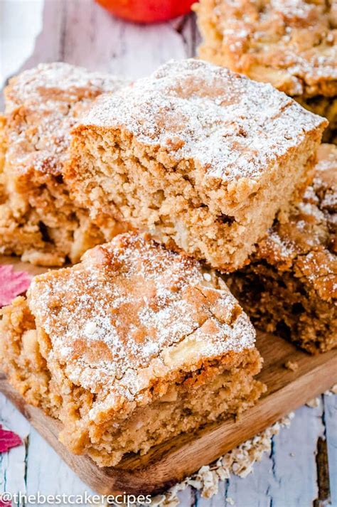 Apple Oatmeal Snack Cake Recipe {Easy Oatmeal Cake with Apples}