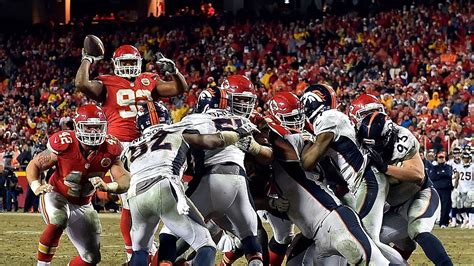 Chiefs let Dontari Poe pass for a touchdown because it's OK to have fun sometimes - SBNation.com