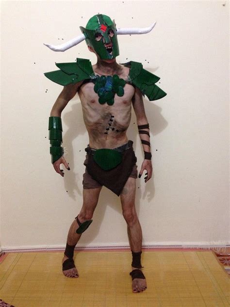 Vietnam cosplay Undying from D2C : r/DotA2