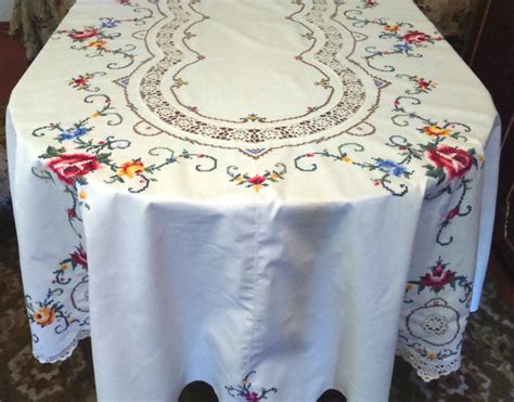 Vintage embroidered tablecloth. Large oval tablecloth with | Etsy ...