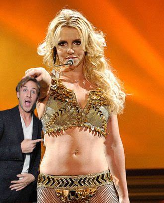 Britney Spears thinks Ryan Gosling is a “wonderful little actor”