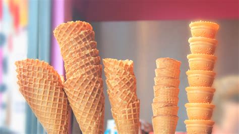 The 3 Most Important Ice Cream Cones (And When To Use Each One)