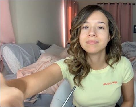 Pokimane Without Makeup - Pokimane Without Makeup Cancel Pokemane, Pokiemane twitter the right ...