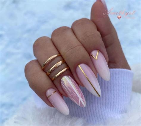 Current nail trends 10 most popular nail styles in 2023 – Artofit